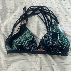 Cute brand new Oneill bikini top